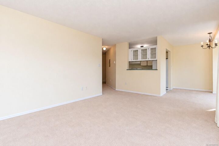Property Photo:  4030 Quadra St #404  BC V8X 1K2 
