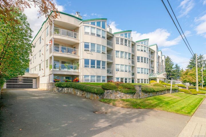 Property Photo:  355 Stewart Ave #401  BC V9S 4C5 
