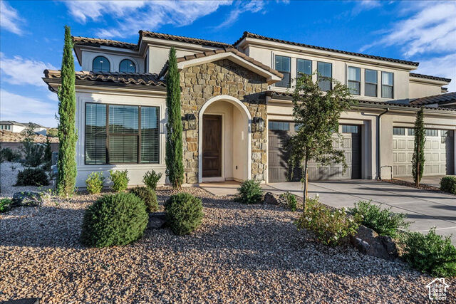 Property Photo:  2310 E Arena Roja Dr  UT 84780 