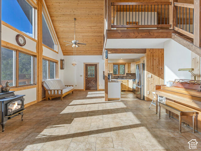 Property Photo:  10320 N Eagle Way #119 E 119  UT 84055 