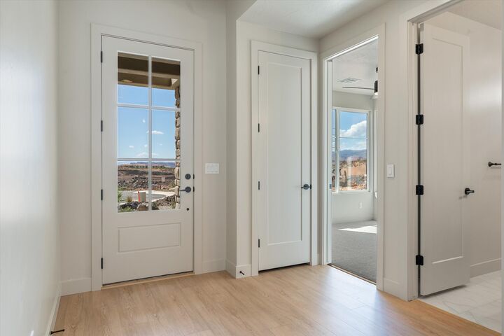 Property Photo:  1628 W 470 N  UT 84737 