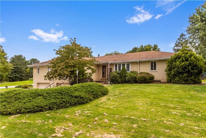 Property Photo:  100 Keck Dr  PA 15238 