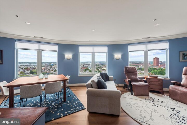 Property Photo:  100 Harborview Drive 2110  MD 21230 
