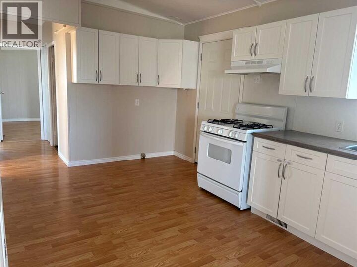 Property Photo:  5308 57 Street East  AB T9V 2A3 