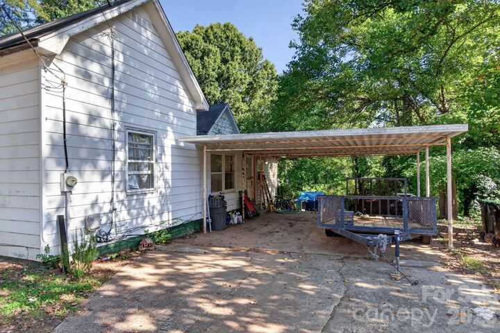 Property Photo: 117 Mitchell Street NC 28144
