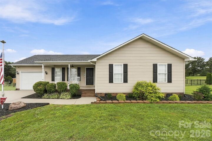 Property Photo:  204 Webb Road  NC 28152 