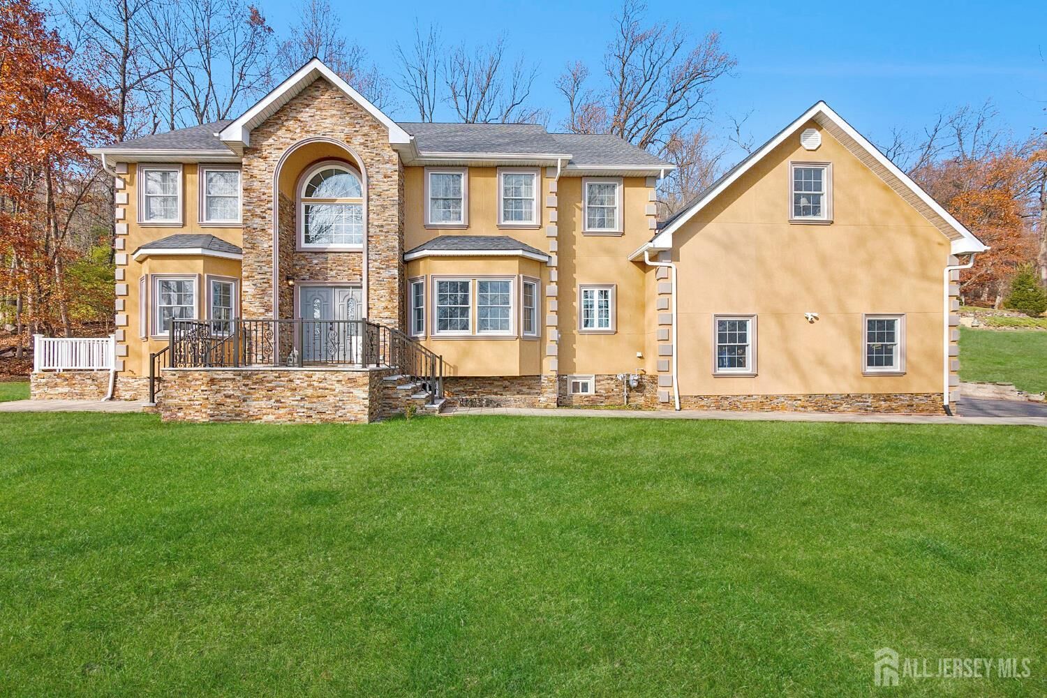 Property Photo:  1121 N Washington Avenue N 23  NJ 08812 