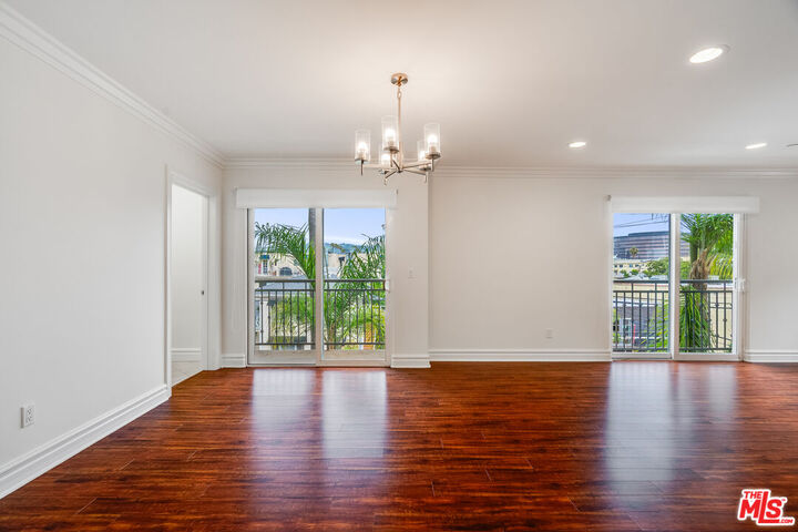 Property Photo:  8610 Chalmers Dr, Unit 203  CA 90035 
