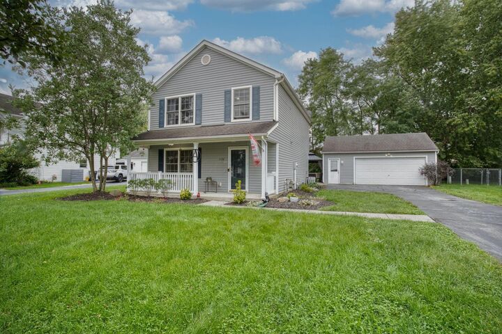 Property Photo:  1126 Lake Forest Drive  OH 43025 