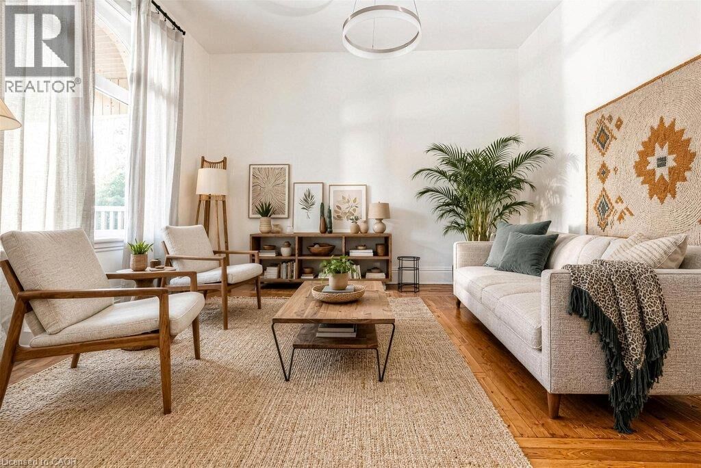 Property Photo:  33 Homewood Avenue 1  ON L8P 2M1 