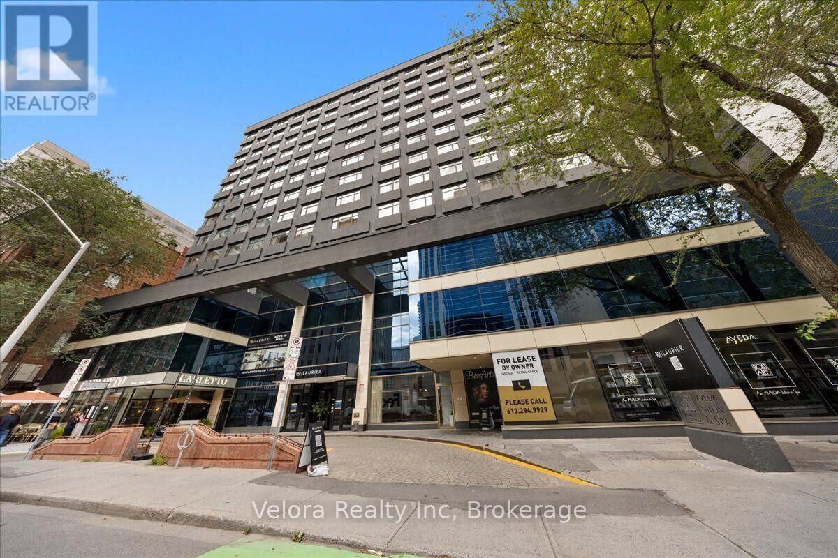 Property Photo:  161 Laurier Avenue West 403  ON K1P 5J2 