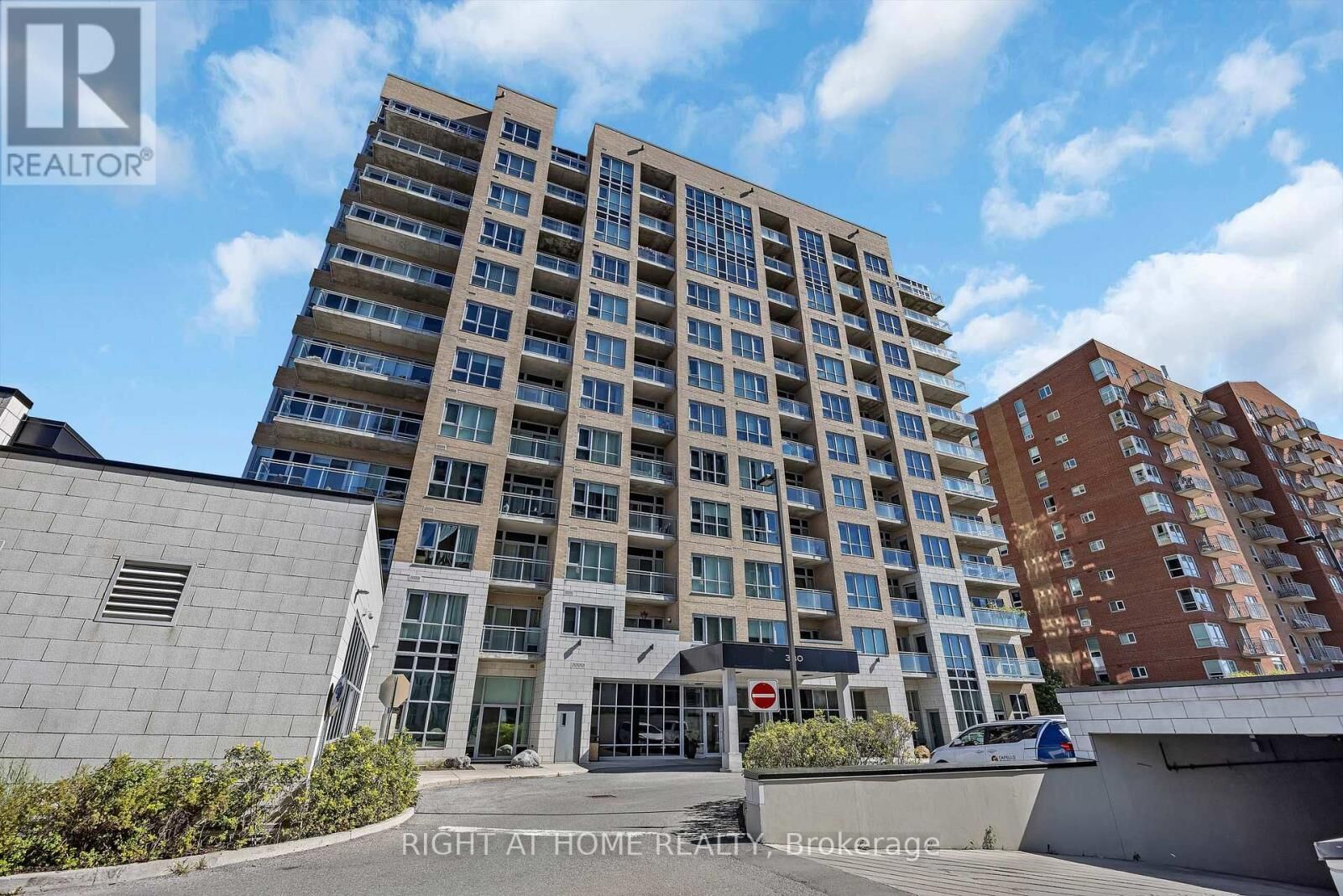 Property Photo:  330 Titan Private 203  ON K2G 1G3 