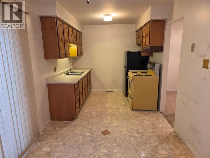 Property Photo:  76 Olympus Court 54  ON N7S 4S7 