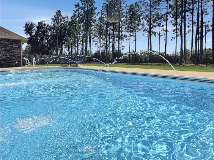 Property Photo:  6235 Benelli Drive  FL 32570 