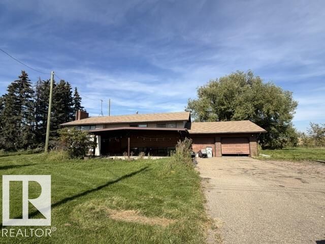 Property Photo: 5616 50 Avenue AB T0G 1L0