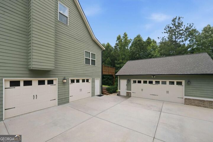 Property Photo:  129 Harlan Trace  GA 30180 