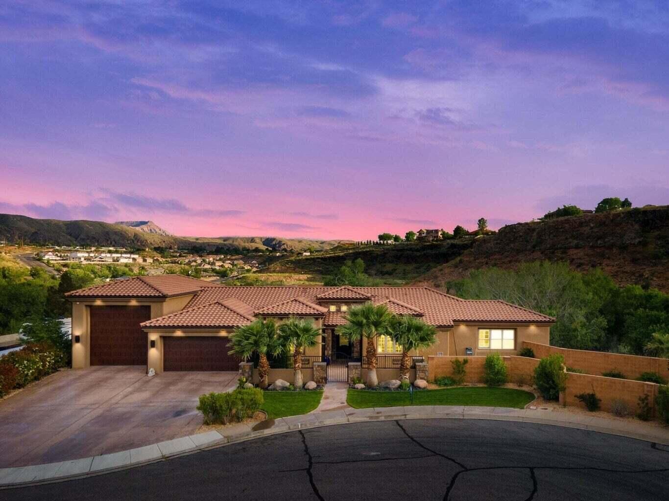 Property Photo: 86 E Kolob Cir UT 84774