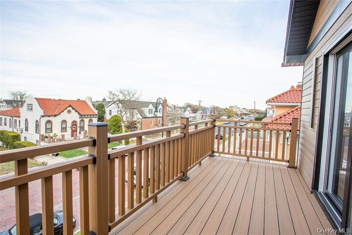 Property Photo:  622 W Penn Street  NY 11561 