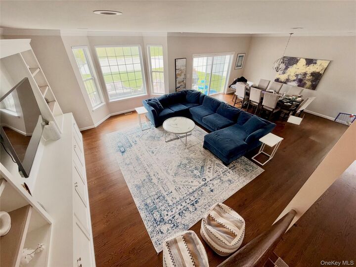 Property Photo:  140 Rivendell Court  NY 11747 