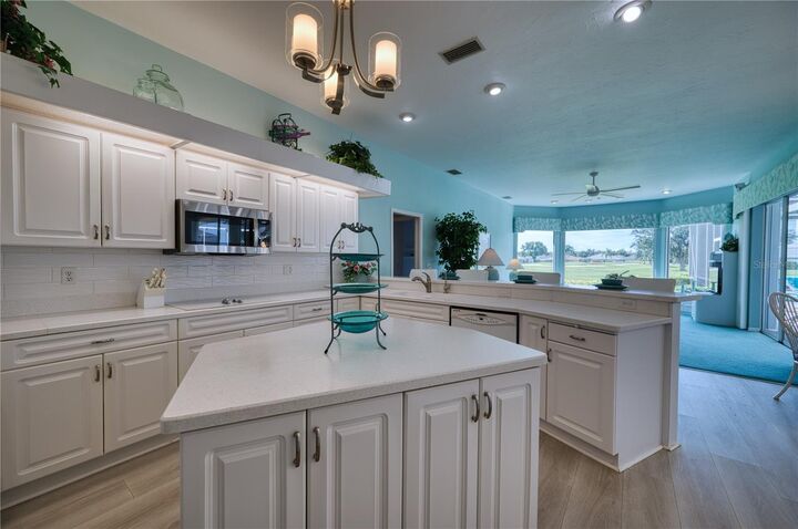 Property Photo:  6802 Drewrys Bluff  FL 34203 