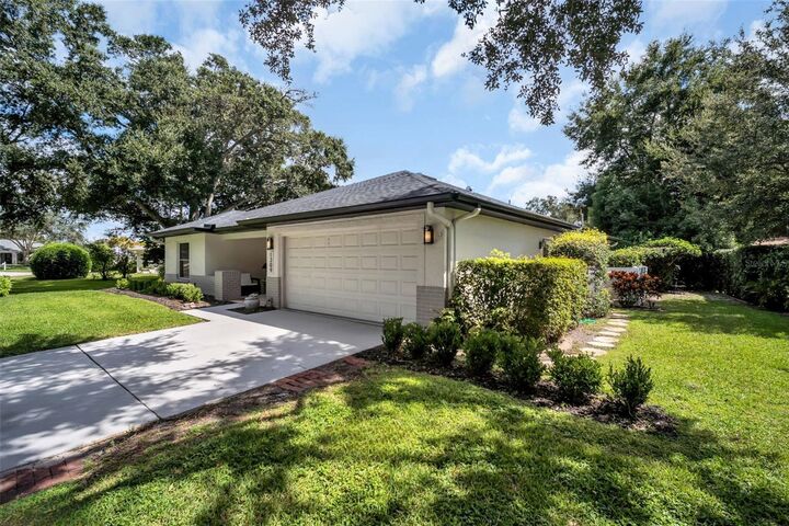 Property Photo:  1309 Gillespie Drive  FL 34684 
