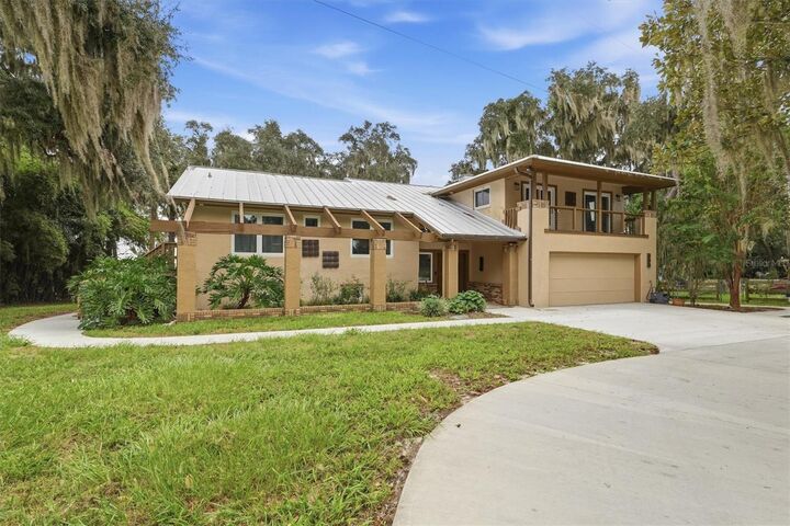 Property Photo:  7827 NE 310th Avenue  FL 32134 