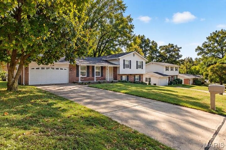 Property Photo: 12572 Starspur Lane MO 63146