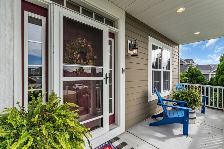 Property Photo:  W275n342 Arrowhead Trl  WI 53188 