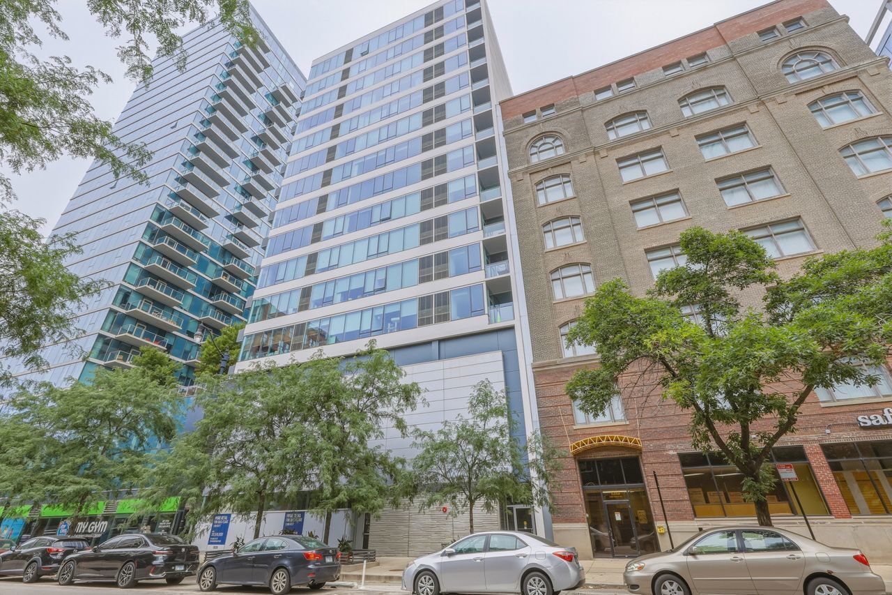 Property Photo:  1345 S Wabash Avenue 812  IL 60605 