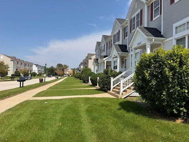Property Photo: 21635 Dogwood Road 1165 IL 60443