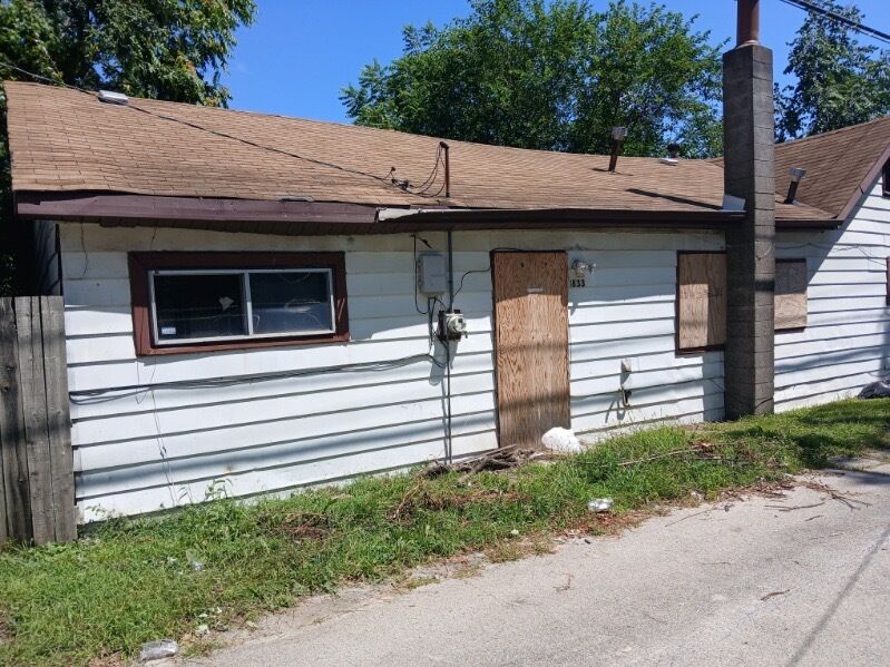 Property Photo:  1833 170th Street  IL 60429 