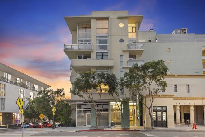 Property Photo:  3812 Park Blvd. 208  CA 92103 