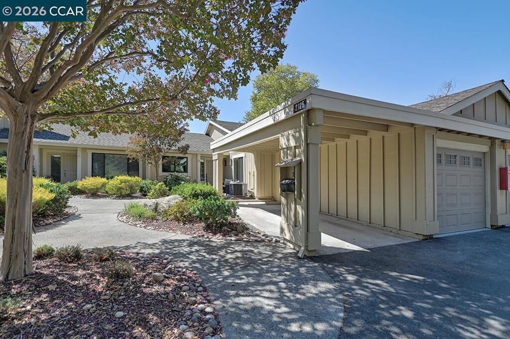 Property Photo:  2125 Cactus Ct 3  CA 94595 