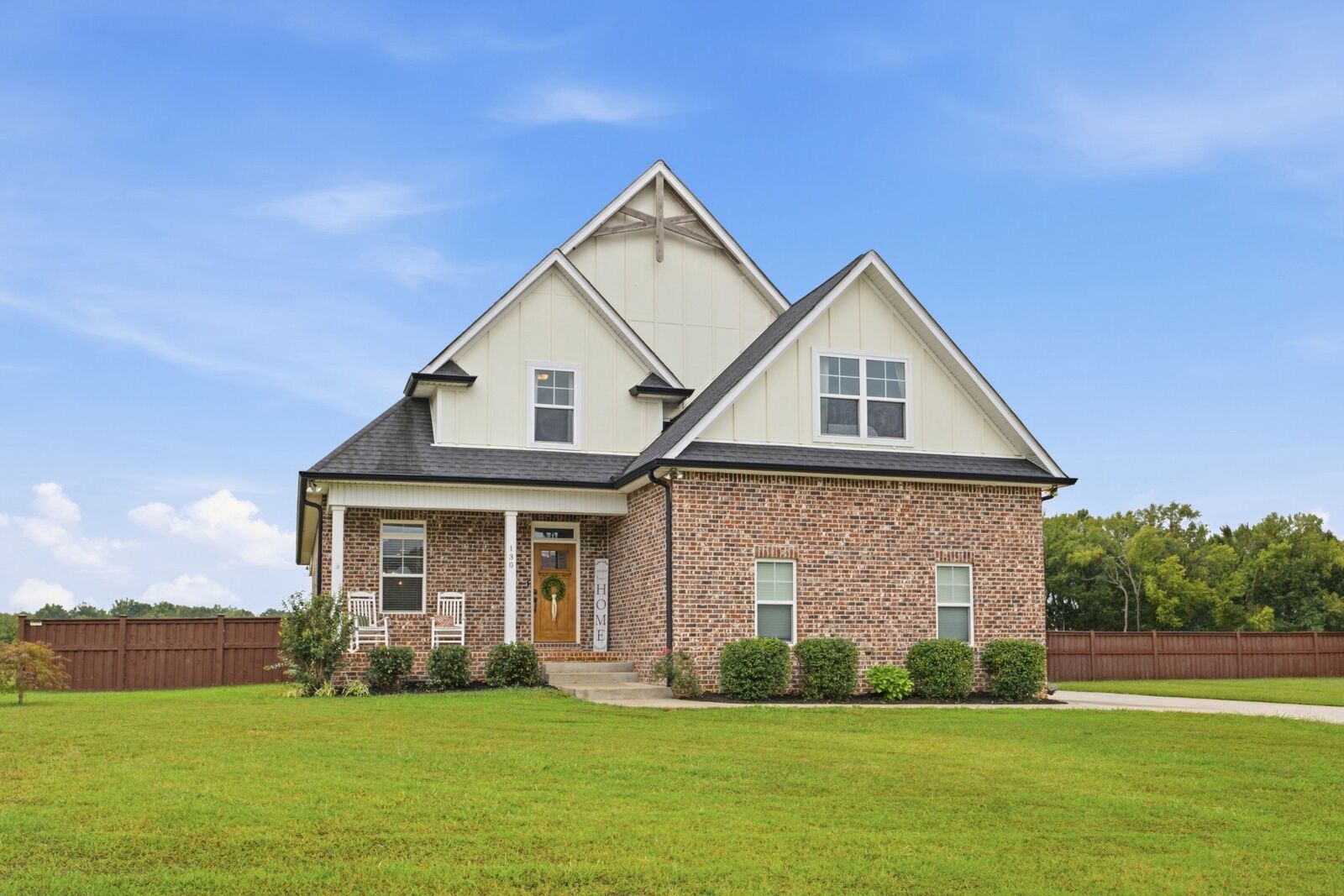 Property Photo:  130 Bloomsbury Dr  TN 37148 