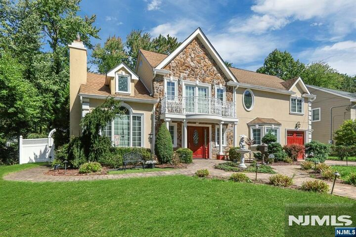 Property Photo:  59 Lockwood Drive  NJ 07463 