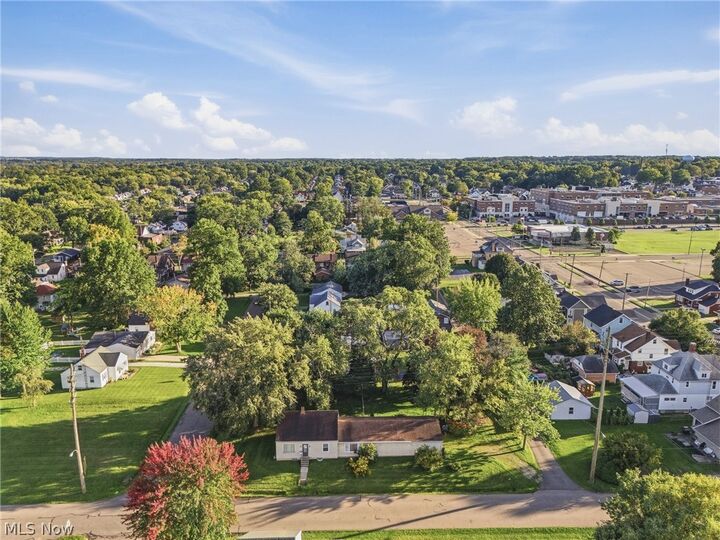 Property Photo: 345 E Simpson Street OH 44601