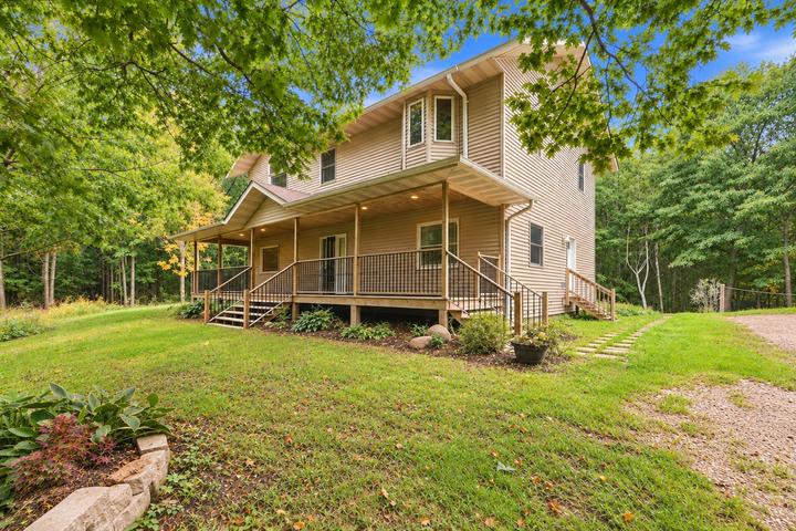 Property Photo: 2971 State Road 64 WI 54013