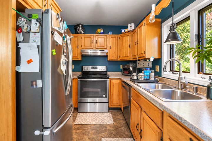 Property Photo:  88 Bell St  MA 01535 