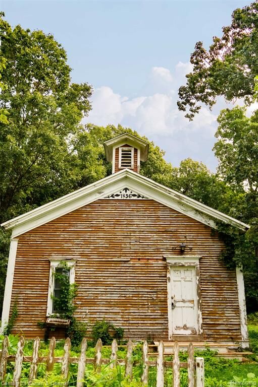 Property Photo:  3091 Blackman Road  MI 49201 