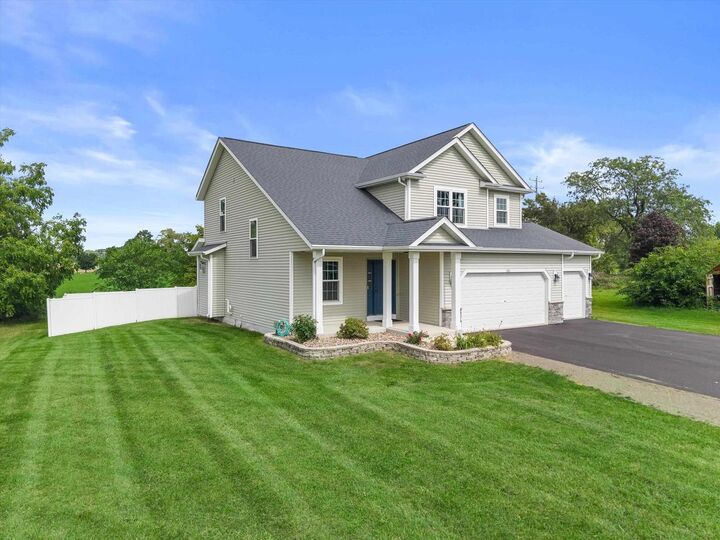 Property Photo: 131 W Blackhawk Drive WI 53538