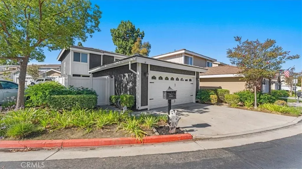 Property Photo:  921 S Ridgecrest Circle  CA 92807 