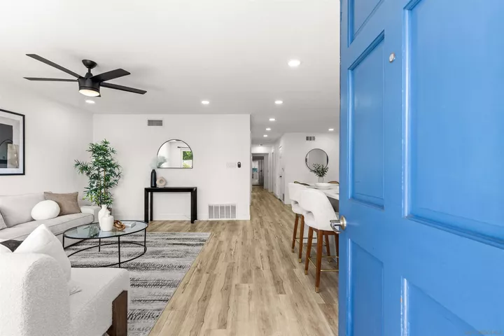 Property Photo: 3825 Tiara St CA 92111