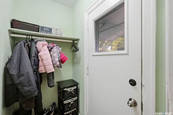 Property Photo: 115 Ash Street E SK S7J 0J7