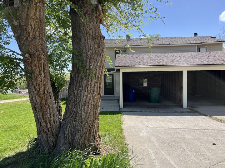 Property Photo:  1613+2unit Taylor Avenue  WY 82801 