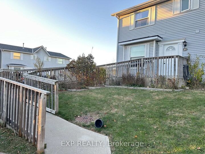 Property Photo:  265 Williamsburg Road 31  ON N2E 3H1 