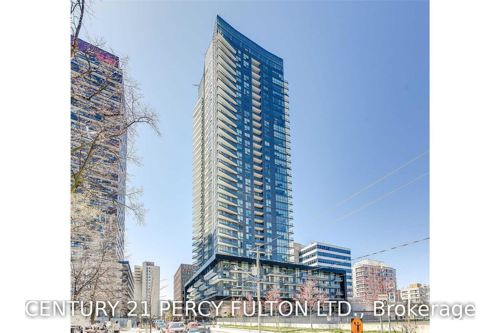 Property Photo:  30 Roehampton Avenue 2402  ON M4P 1R2 