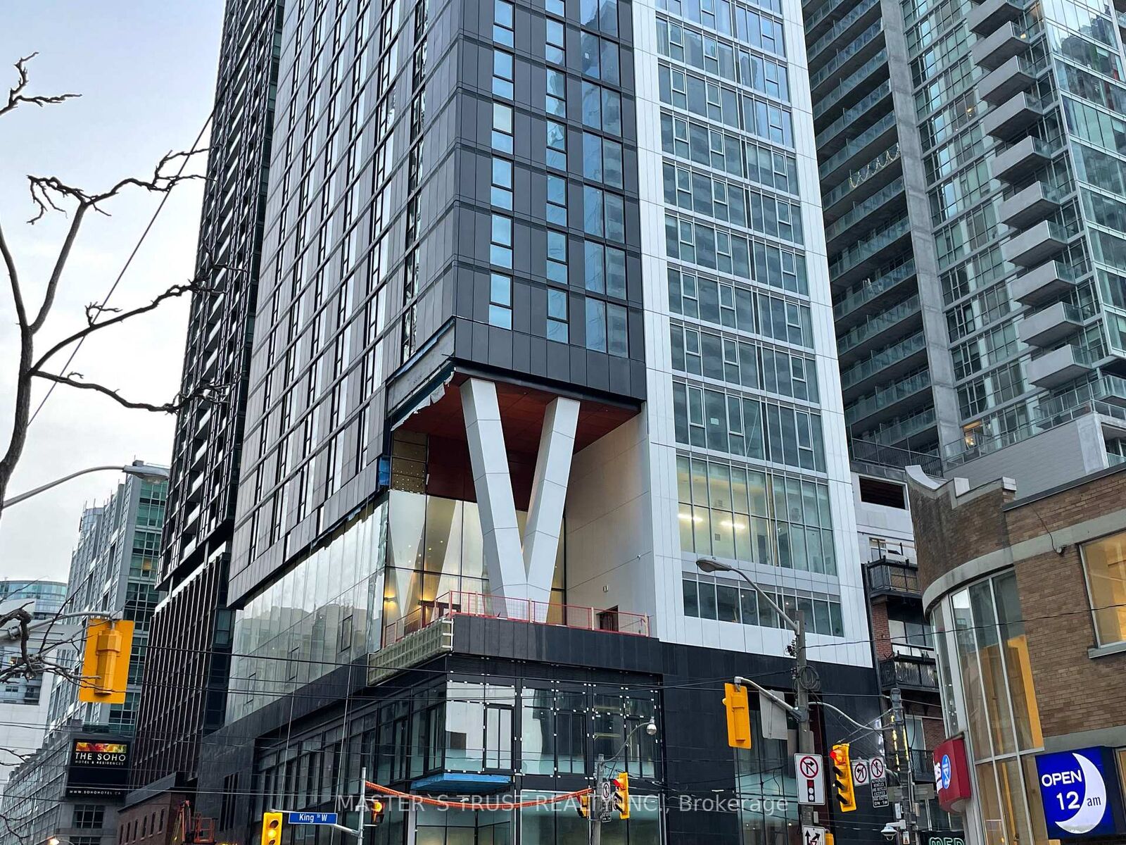Property Photo:  357 King St Street W 1508  ON M5V 0S7 