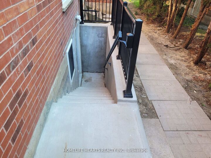 Property Photo:  1107 Thoresby Drive Bsmt  ON L6J 7M6 