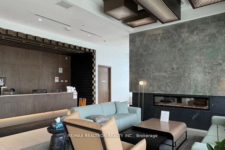 Property Photo:  188 Fairview Mall Drive 225  ON M2J 0H7 