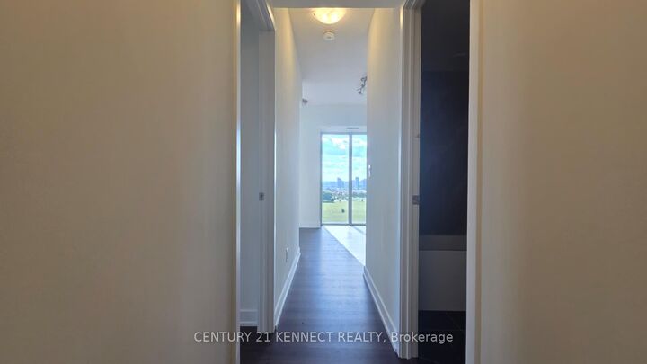 Property Photo:  2825 Jane Street 909  ON M3N 2J5 